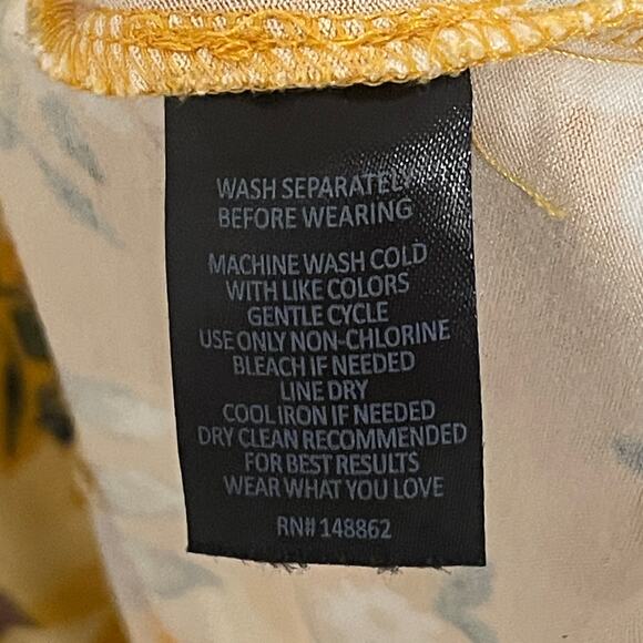 Torrid Super Soft Mustard Floral Top Womens 2X Fit & Flare Button Front Knit - Picture 7 of 9